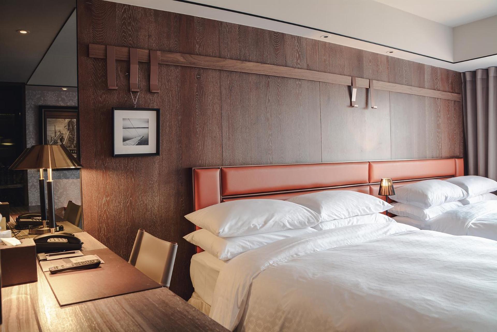 Sheraton Taitung Hotel Экстерьер фото A room at the hotel