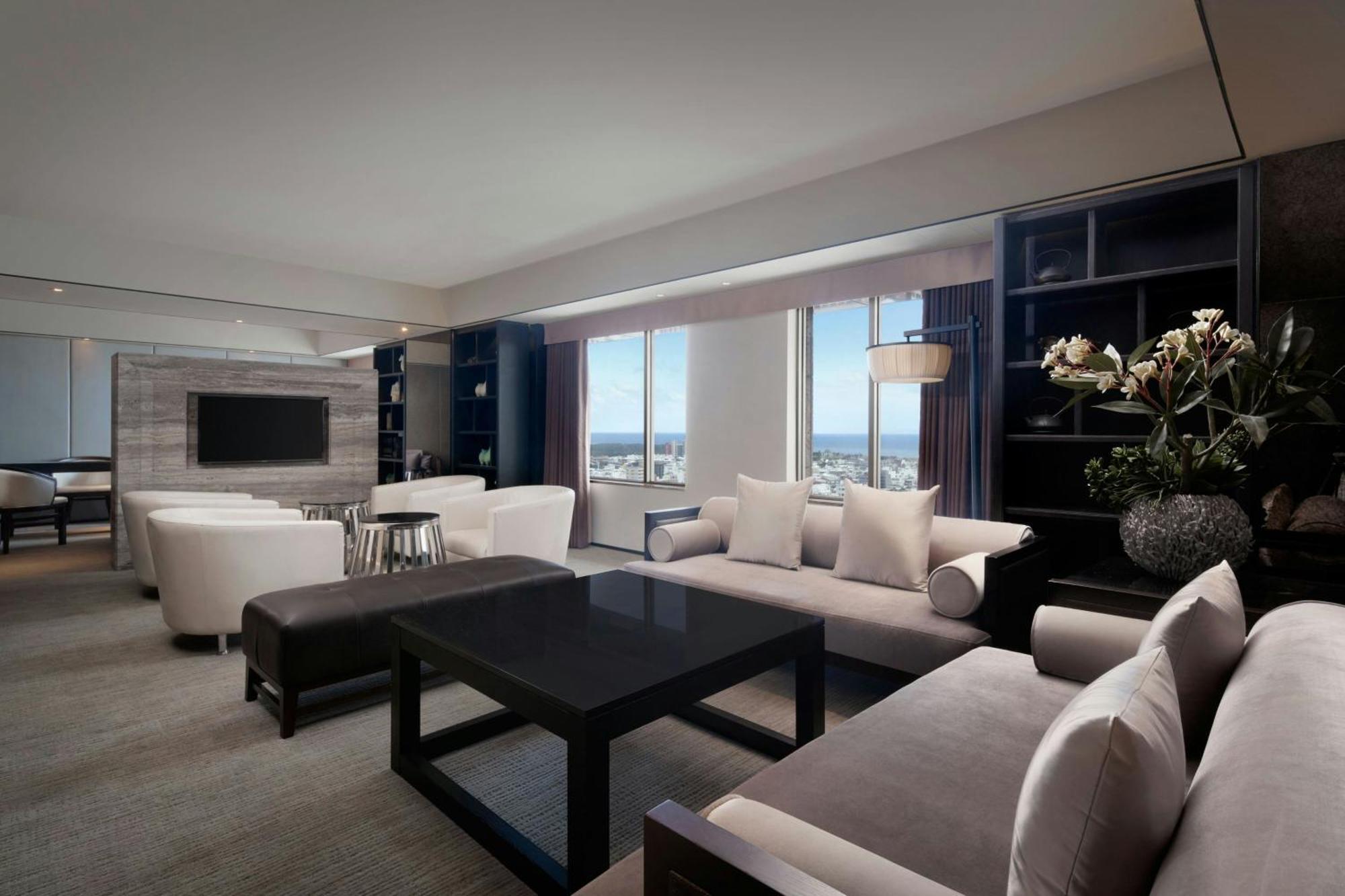 Sheraton Taitung Hotel Экстерьер фото A living room in a suite at the Ritz-Carlton, Dubai
